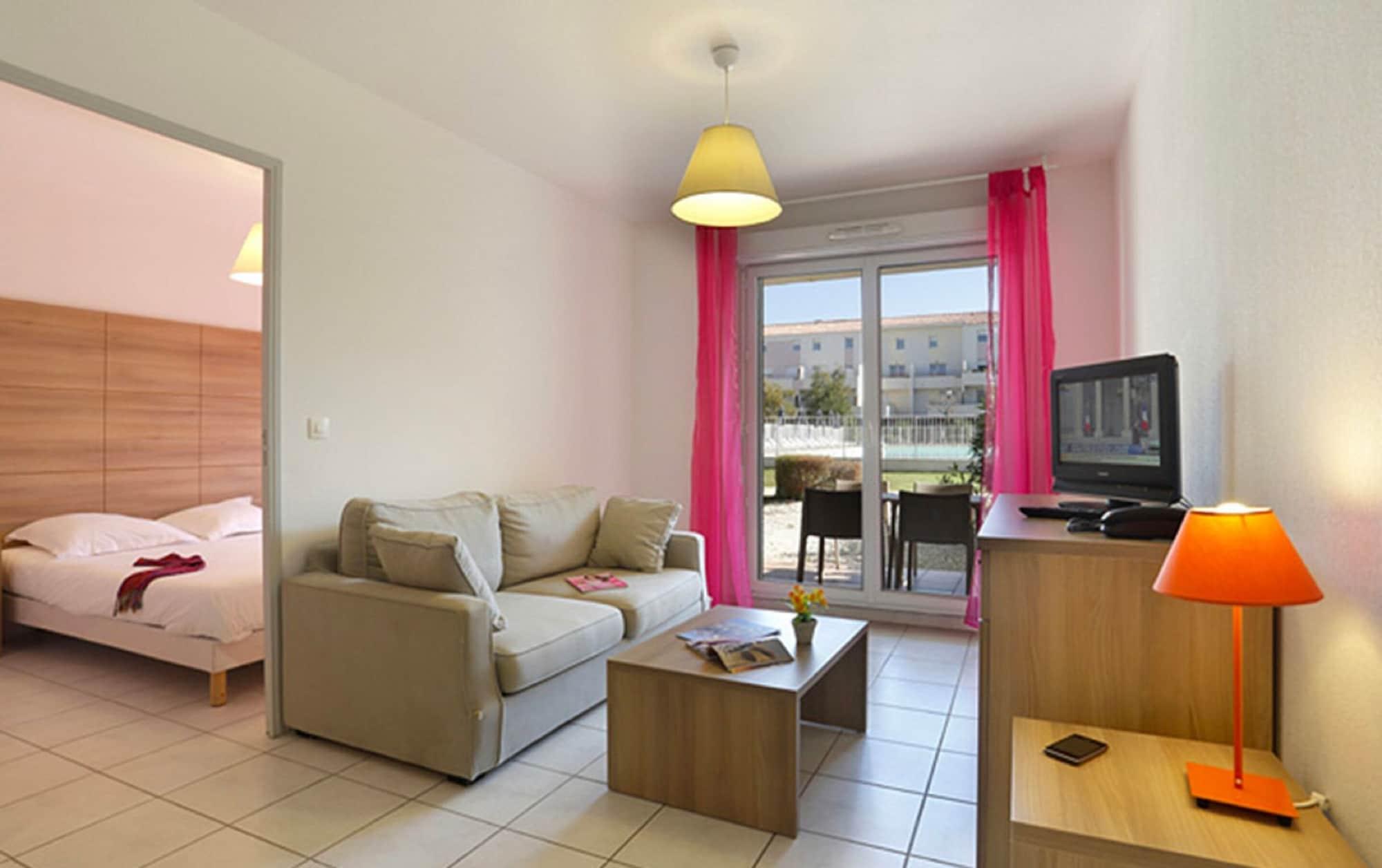 Vacanceole - Residence Cap Camargue Льо Гро-дю-Роа Екстериор снимка