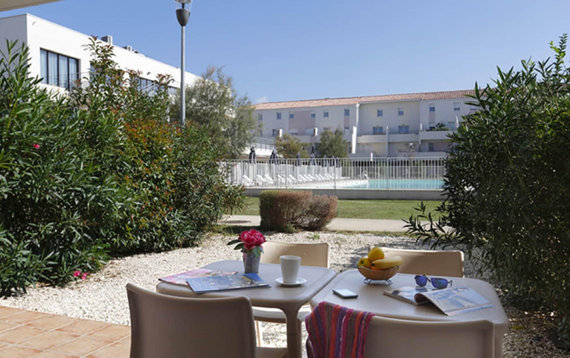 Vacanceole - Residence Cap Camargue Льо Гро-дю-Роа Екстериор снимка