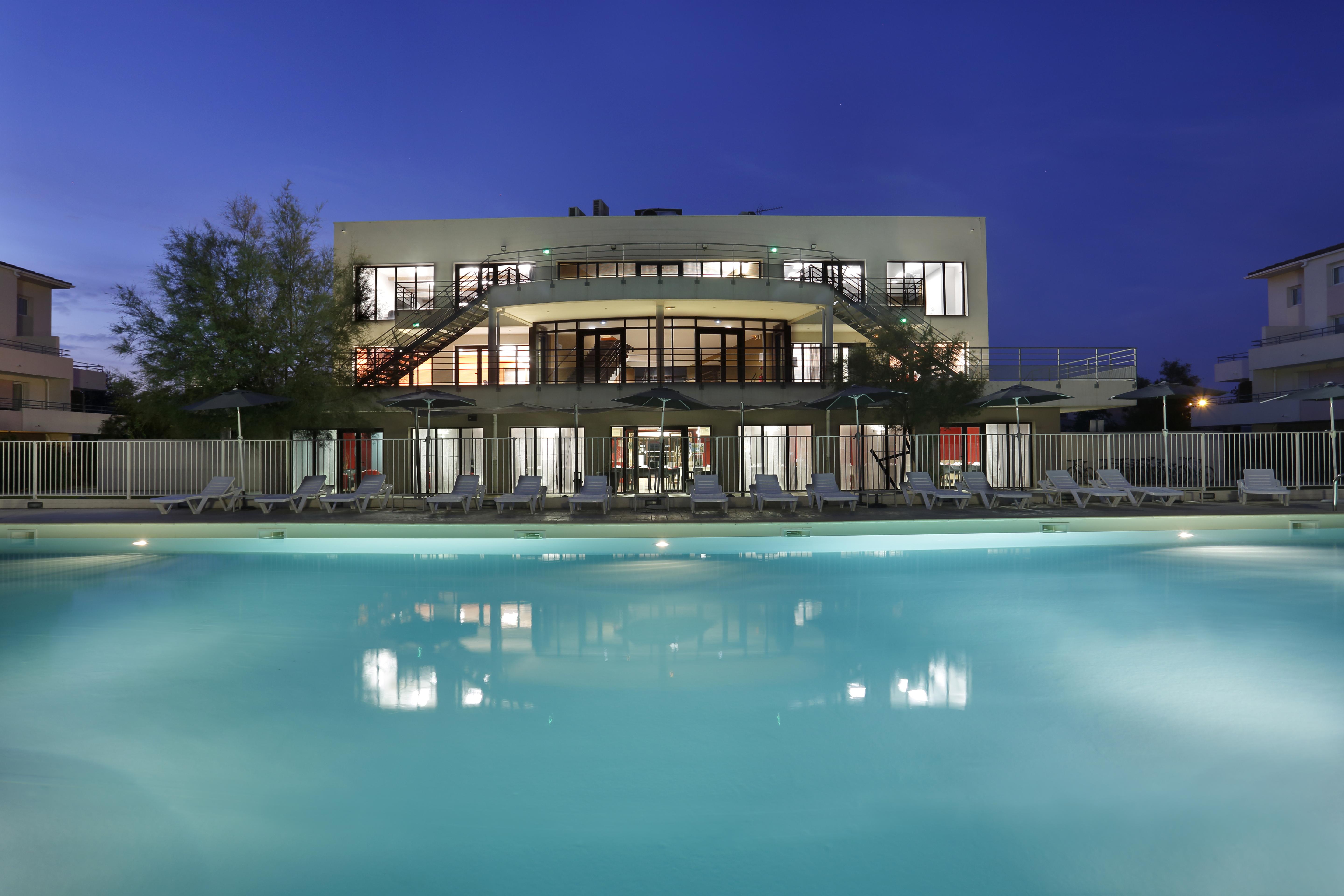 Vacanceole - Residence Cap Camargue Льо Гро-дю-Роа Екстериор снимка