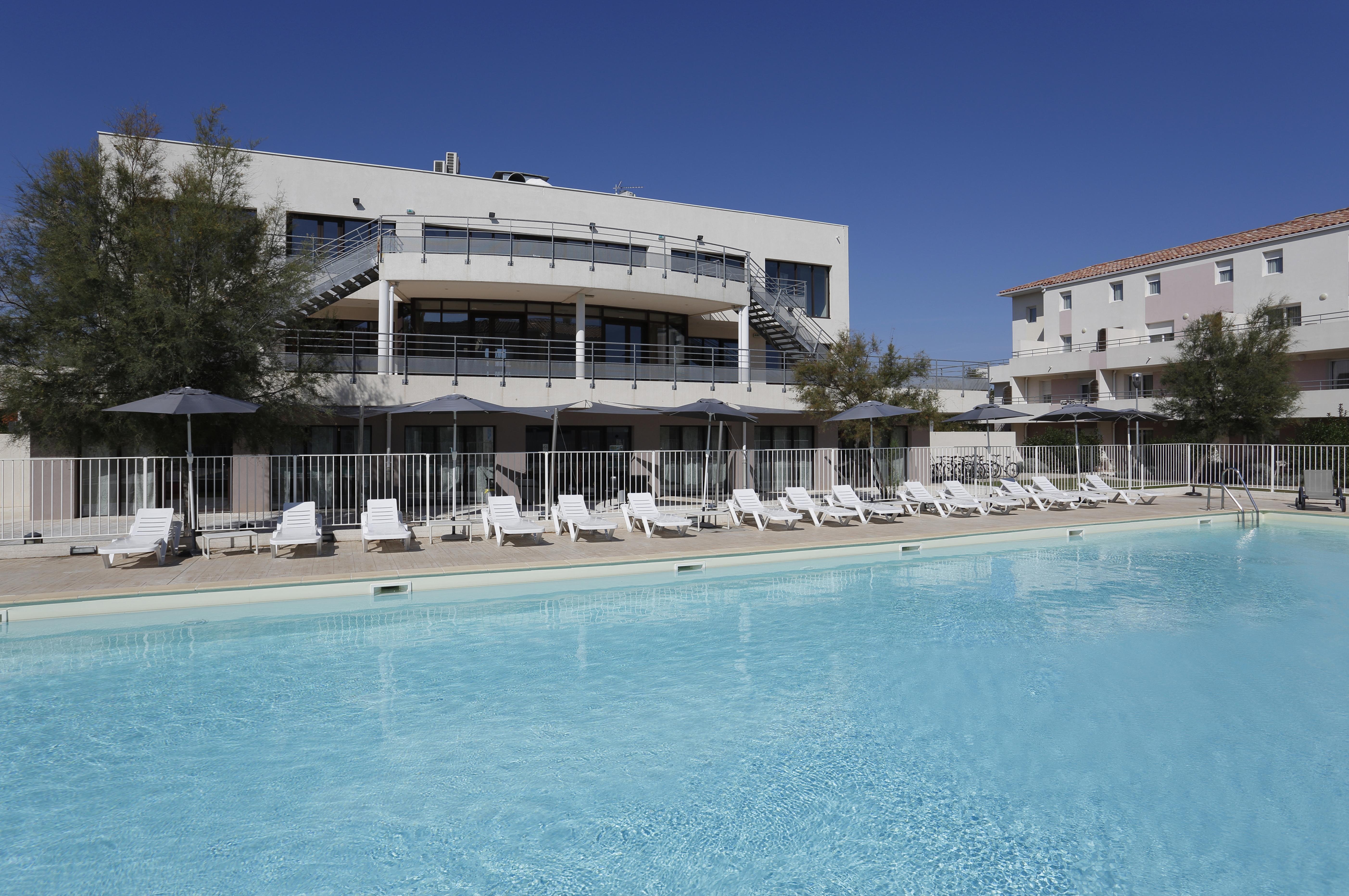 Vacanceole - Residence Cap Camargue Льо Гро-дю-Роа Екстериор снимка