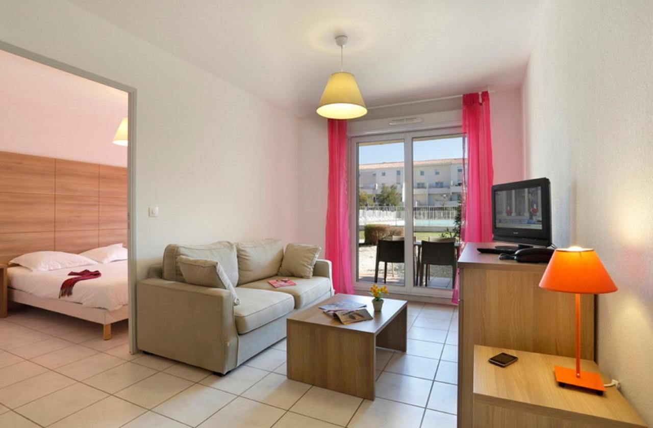 Vacanceole - Residence Cap Camargue Льо Гро-дю-Роа Екстериор снимка