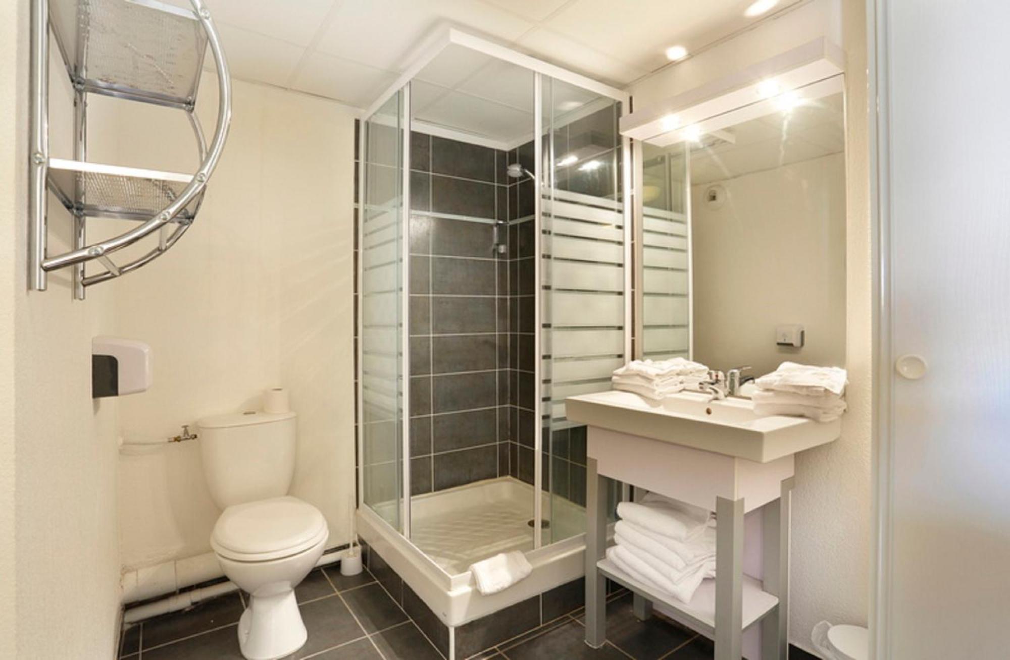 Vacanceole - Residence Cap Camargue Льо Гро-дю-Роа Екстериор снимка