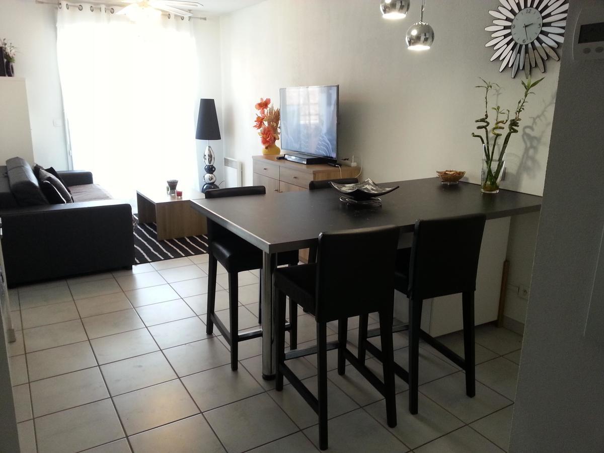 Vacanceole - Residence Cap Camargue Льо Гро-дю-Роа Екстериор снимка