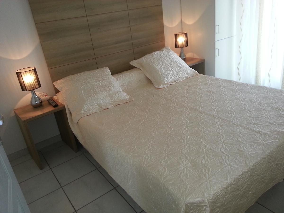 Vacanceole - Residence Cap Camargue Льо Гро-дю-Роа Екстериор снимка