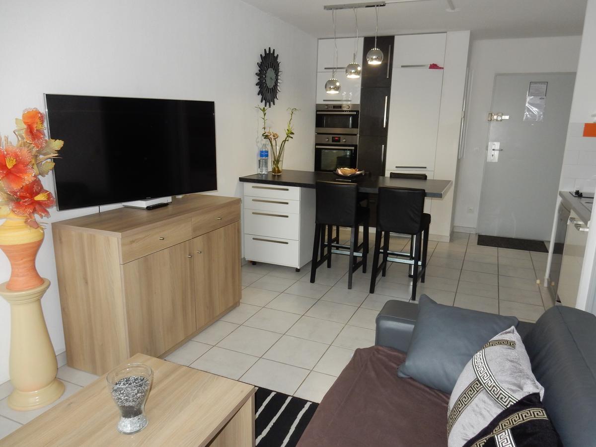 Vacanceole - Residence Cap Camargue Льо Гро-дю-Роа Екстериор снимка