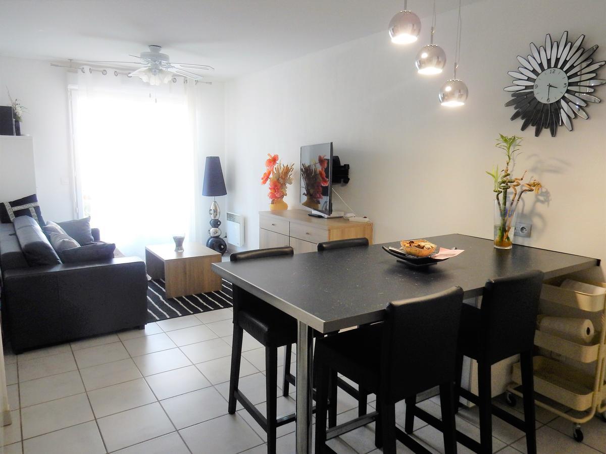 Vacanceole - Residence Cap Camargue Льо Гро-дю-Роа Екстериор снимка